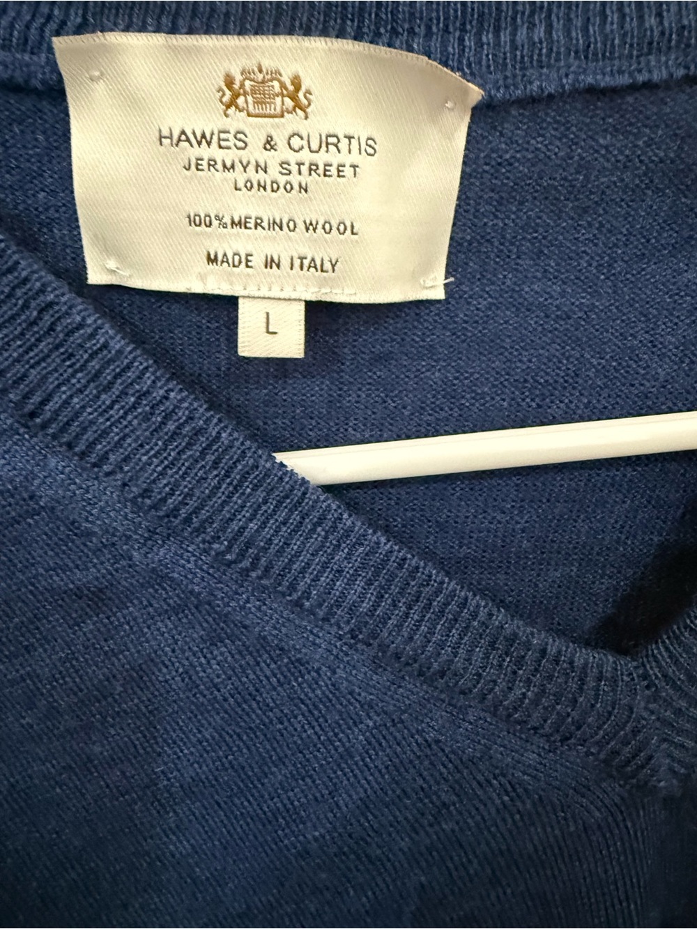 Hawes & Curtis Men’s L 100% Merino Wool V Neck Sweater Italy Preppy - Picture 3 of 3